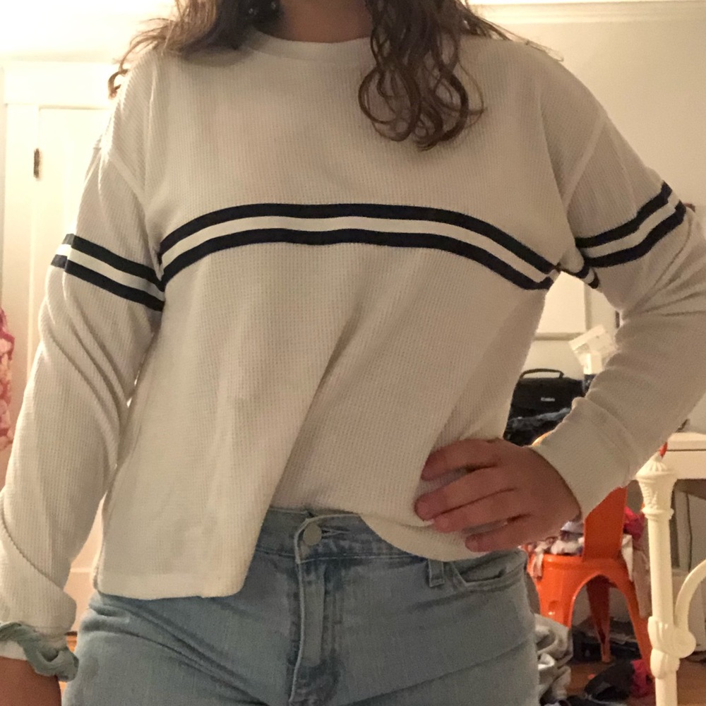 Hollister top